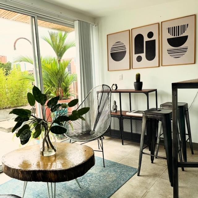 Moonshine Boutique Hostal Cali Zewnętrze zdjęcie