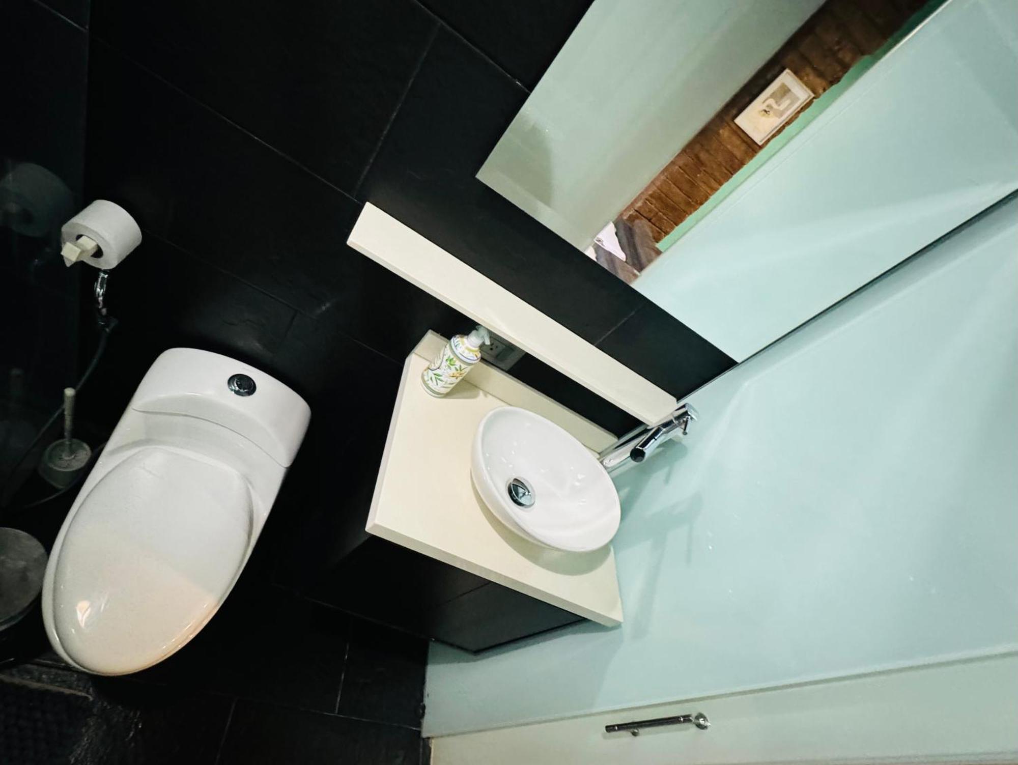 Moonshine Boutique Hostal Cali Zewnętrze zdjęcie