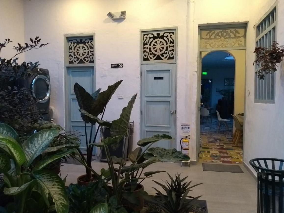 Moonshine Boutique Hostal Cali Zewnętrze zdjęcie
