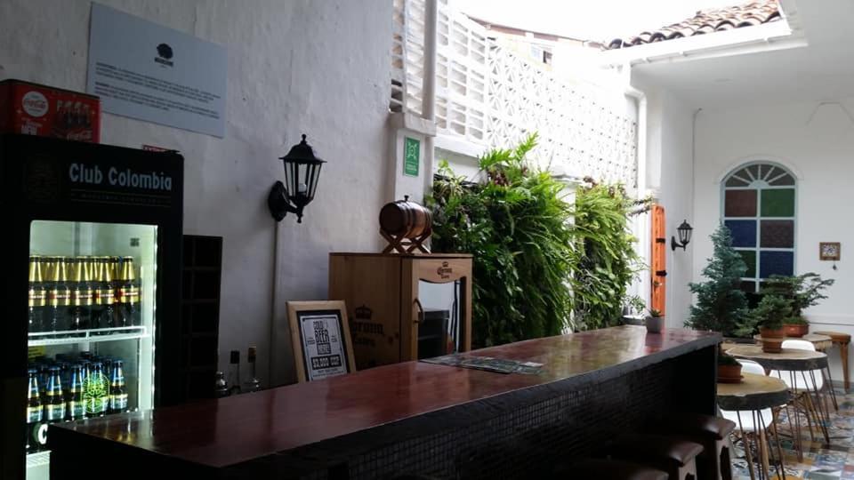 Moonshine Boutique Hostal Cali Zewnętrze zdjęcie