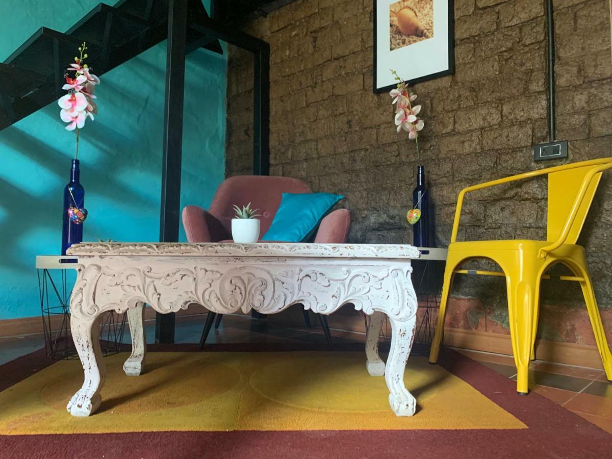 Moonshine Boutique Hostal Cali Zewnętrze zdjęcie