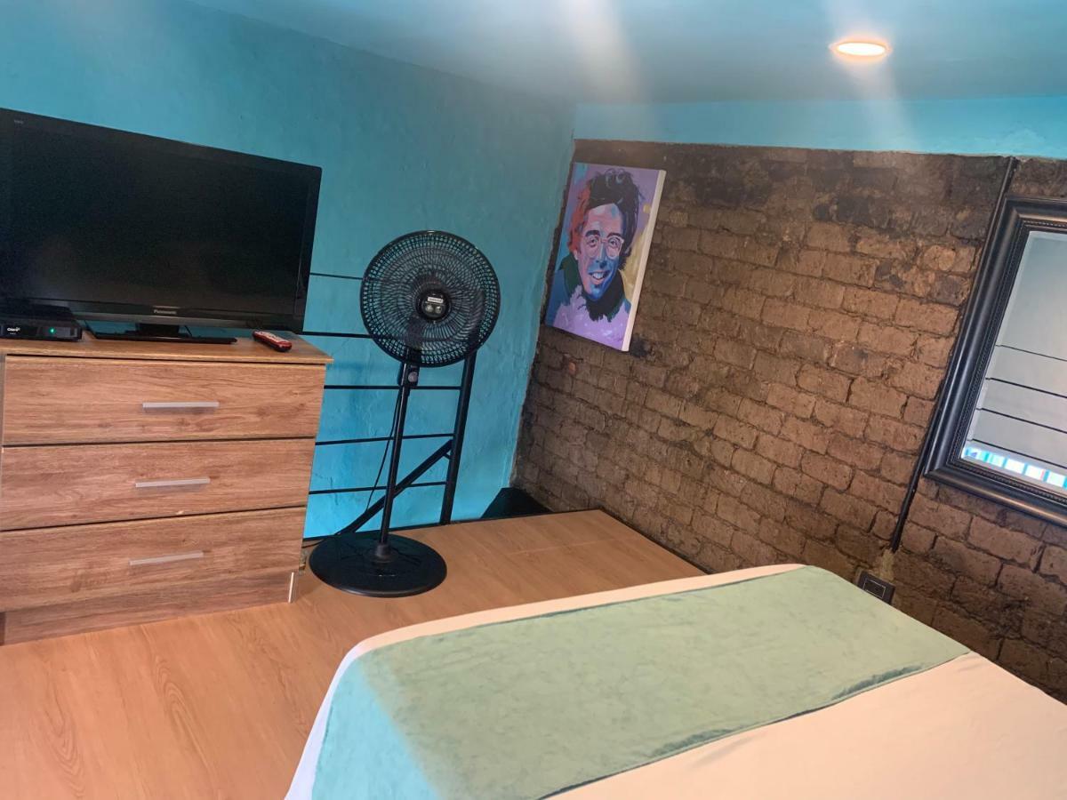Moonshine Boutique Hostal Cali Zewnętrze zdjęcie